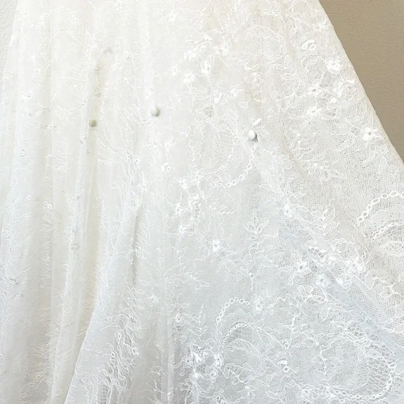 White By Vera Wang Wedding Dress Style VW351044 Size 2